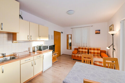 A1 - apartmány Lota, Jakišnica, ostrov Pag, Chorvatsko