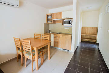 A - Resort Zelena Punta, Kukljica, ostrov Ugljan, Chorvatsko