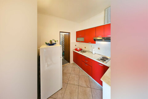 apartmány Mali Luka: apartmán A5 pro 2-5 osob, <br />
3. poschodí