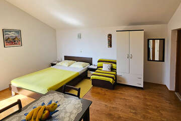 apartmány Mali Luka: studio A6 pro 2-3 osoby, <br />
3. poschodí