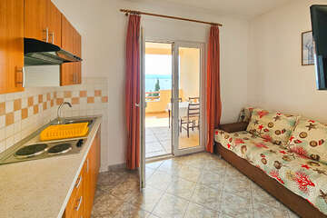 apartmány Mali Luka: apartmán A3 pro 2-4 osoby, <br />
2. poschodí