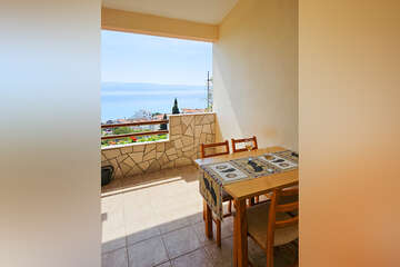 apartmány Mali Luka: apartmán A4 pro 4-5 osob, <br />
3. poschodí