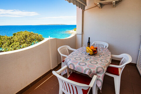 A6 - apartmány Roza pro 4-6 osob, dolní budova - 2. poschodí