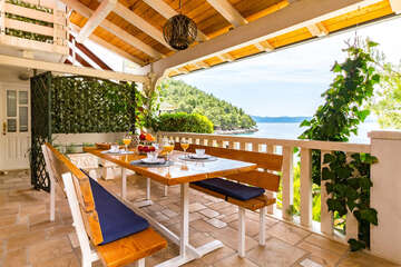 A1 - apartmány Plaža, Jižní zátoky ostrova Hvar, Chorvatsko