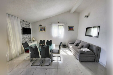 A1 - apartmány Plaža, Jižní zátoky ostrova Hvar, Chorvatsko