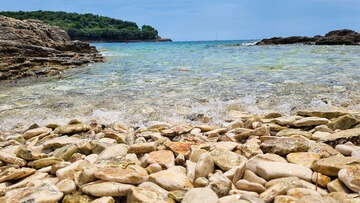 Pula - Banjole - pláže, poloostrov Istrie, Chorvatsko