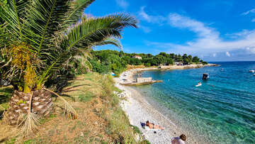 Apartmány Tradicija - oblázková pláž Zelenika, Pula, Istrie, Chorvatsko