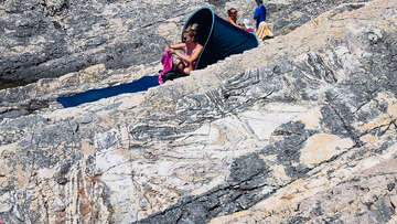 Poloostrov Kamenjak - skály na konci stezky "Po stopách dinosaurů", Istrie, Chorvatsko