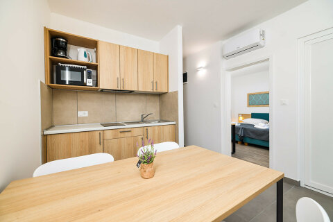 Apartmán Superior Seaside A pro 2–4 osoby, Resort Medena, Seget Donji, Trogirská riviéra, Chorvatsko