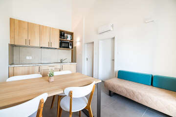 Apartmán Superior Seaside B pro 4–5 osob, Resort Medena, Seget Donji, Trogirská riviéra, Chorvatsko