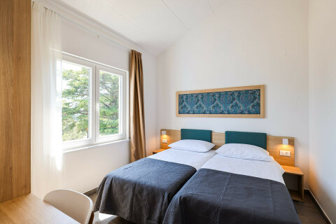 Apartmán Superior B pro 4–5 osob, Resort Medena, Seget Donji, Trogirská riviéra, Chorvatsko