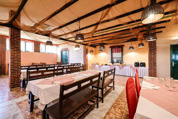 Apartmány Resort Medena - restaurace Maslina, Seget Donji, Trogirská riviéra, Chorvatsko