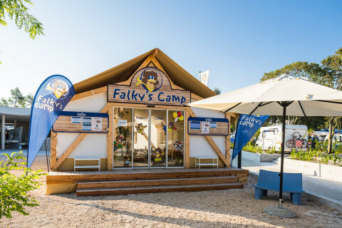 Falkensteiner Premium Camping Zadar - dětská herna v resortu, Chorvatsko