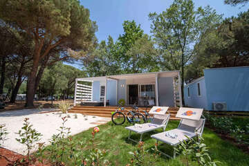 Mobilhome Lodge Prestige Relax pro 4–5 osob, Resort BiVillage, Fažana, Istrie, Chorvatsko