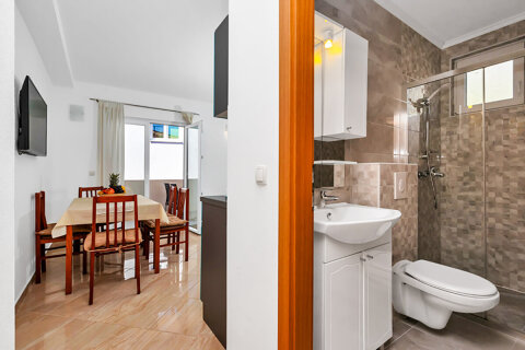 A8 - apartmány Lucija, Živogošće-Blato, Makarská riviéra, Chorvatsko