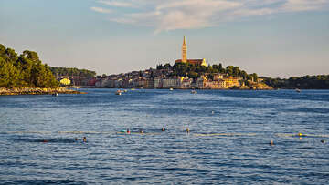 Rovinj - pláže, Istrie, Chorvatsko