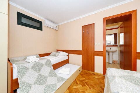 Pokoj Superior pro 3–4 osoby - Resort San Antonio***, Biograd na Moru, Zadarská riviéra, Chorvatsko