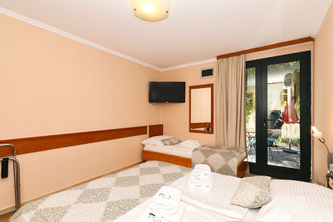 Pokoj Standard pro 3 osoby - Resort San Antonio***, Biograd na Moru, Zadarská riviéra, Chorvatsko