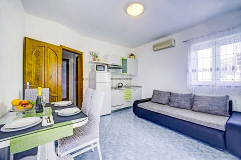 A103 - Apartmány Ljuba, Šibenik, Chorvatsko