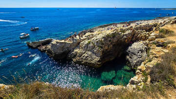 Zátoka Velika Kolumbarica, poloostrov Kamenjak, Chorvatsko Istrie