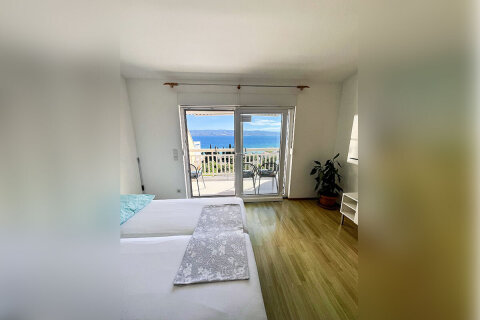 A2 - apartmány Vuković, Duće, Omišská riviéra, Chorvatsko