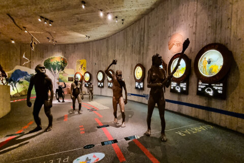 Muzeum neandrtálců v Krapině (Muzej krapinskih neandertalaca)