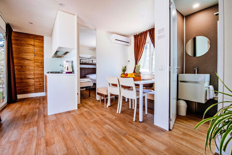 Mobilhom Superior, Zaton Holiday Resort, Zaton, Zadarská riviéra, Chorvatsko