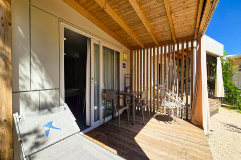 Mobilhome Cozy pro 2–3 osoby, Falkensteiner Premium Camping Zadar, Chorvatsko