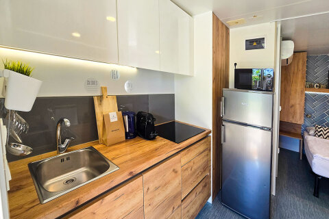 Mobilhome Cozy pro 2–3 osoby, Falkensteiner Premium Camping Zadar, Chorvatsko