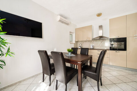 A3 - apartmány Bili, Duće, Omišská riviéra, Chorvatsko