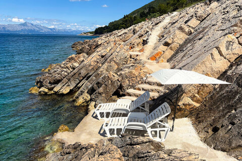 S3 - soukromá pláž vyhrazená pro toto studio, apartmány Maslina, severní zátoky ostrova Hvar, Chorvatsko