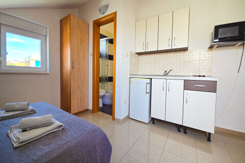 A12 - apartmány Sandra, Mandre, ostrov Pag, Chorvatsko