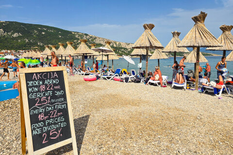 Baška - nabídka restaurace Aqua-gan Pizza u pláže Vela, ostrov Krk, Chorvatsko