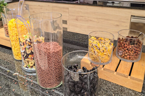 Bufetové snídaně - resort Oliva, Rabac, Istrie, Chorvatsko