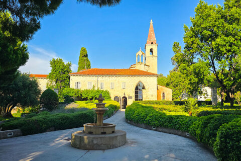 Crveni otok - františkánský klášter, Rovinj, Istrie, Chorvatsko