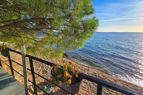 Apartmány Darka - oblázková pláž 300 m od domu, ostrov Pag, Chorvatsko