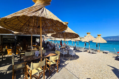 Apartmány Eva - bistro u pláže Vela 200 m od domu, Baška, ostrov Krk, Chorvatsko