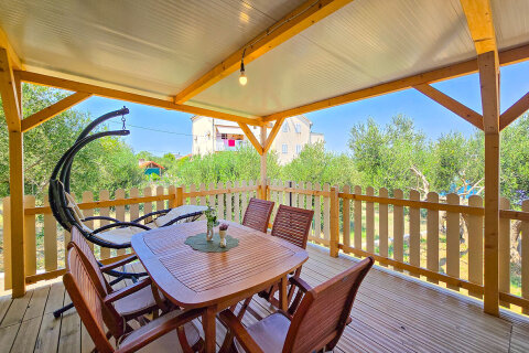 Mobilhome Kučica, Tkon, ostrov Pašman, Chorvatsko