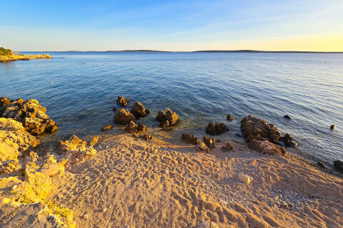 Apartmány Žuta - oblázková pláž 80 m od domu, Mandre, ostrov Pag, Chorvatsko
