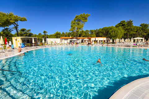 Zaton Holiday Resort - nový bazénový komplex otevřený v roce 2025, Zaton, Zadarská riviéra, Chorvatsko