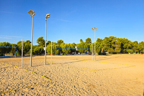 Zaton Holiday Resort - beach volejbal, Zaton, Zadarská riviéra, Chorvatsko