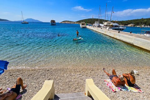 Apartmány Pojana - oblázková pláž 300 m od domu, Martinšćica, ostrov Cres, Chorvatsko