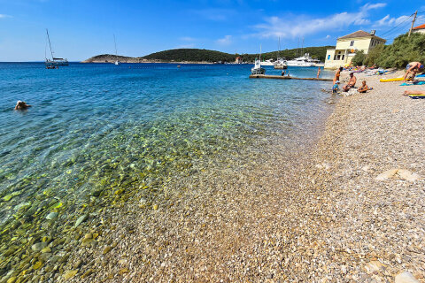 Apartmány Pojana - oblázková pláž 350 m od domu, Martinšćica, ostrov Cres, Chorvatsko