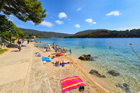 Resort Kovačine - pláže, Cres, ostrov Cres, Chorvatsko