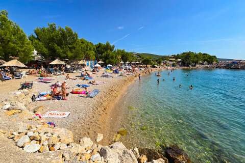 Punat - pláže, ostrov Krk, Chorvatsko