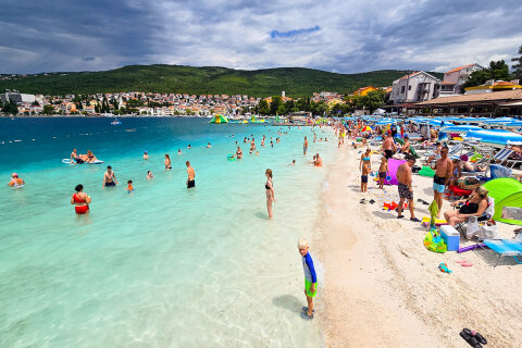 Mobilhome Tropical - písečná pláž Poli Mora 400 m od mobilhomů, Selce, Crikvenická riviéra, Chorvatsko