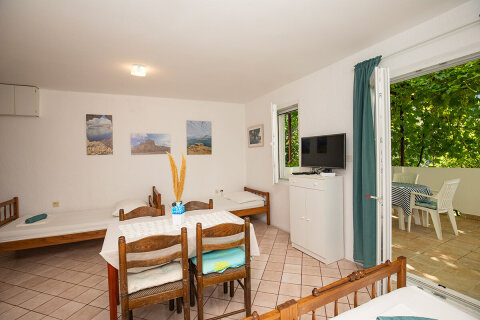 Studio pro 2–4 osoby, apartmány Jakić, Bošana, ostrov Pag, Chorvatsko