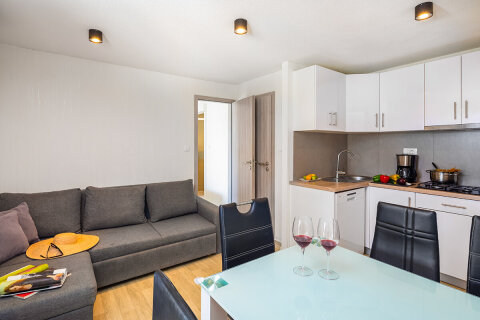 MH3L - Mobilhome Relax 6+2 (3rd/4th line) pro 6–8 osob, Almissa Resort, Omiš, Chorvatsko