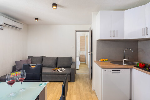 MH3L - Mobilhome Relax 6+2 (3rd/4th line) pro 6–8 osob, Almissa Resort, Omiš, Chorvatsko