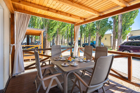 MH3L - Mobilhome Relax 6+2 (3rd/4th line) pro 6–8 osob, Almissa Resort, Omiš, Chorvatsko